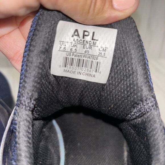 Womens Size 7.5 APL Ascend Navy Sneakers - Picture 5 of 6